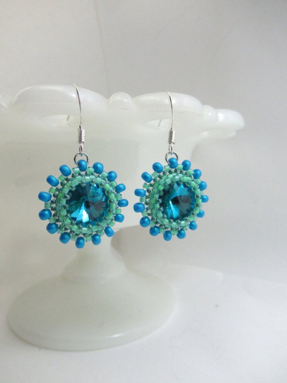 Blue Rivoli earrings - Picture 3 of 9